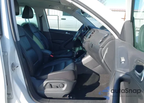 2017 Volkswagen Tiguan 2.0T Sport from USA, damaged, VIN WVGUV7AX7HW504511